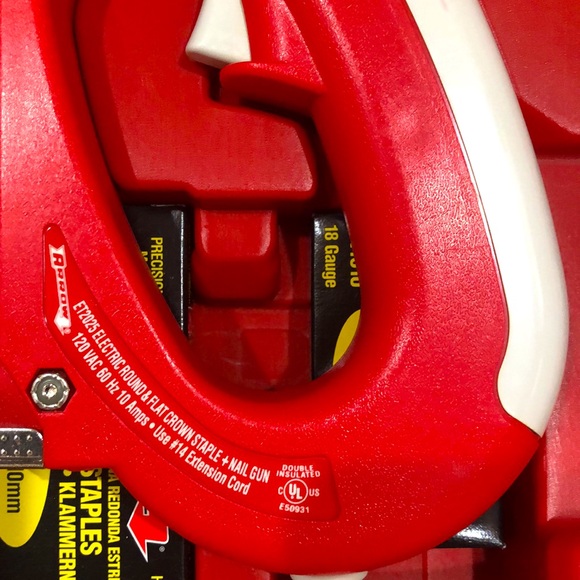Red Electric Staple Gun - Picture 3 of 7